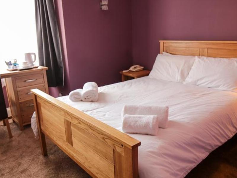 Fernbank Hotel Basingstoke Eksteriør billede